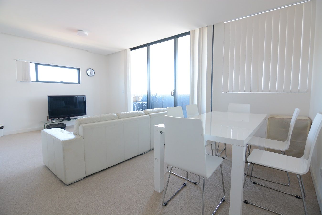 2 bedrooms Apartment / Unit / Flat in Mackinder St CAMPSIE NSW, 2194