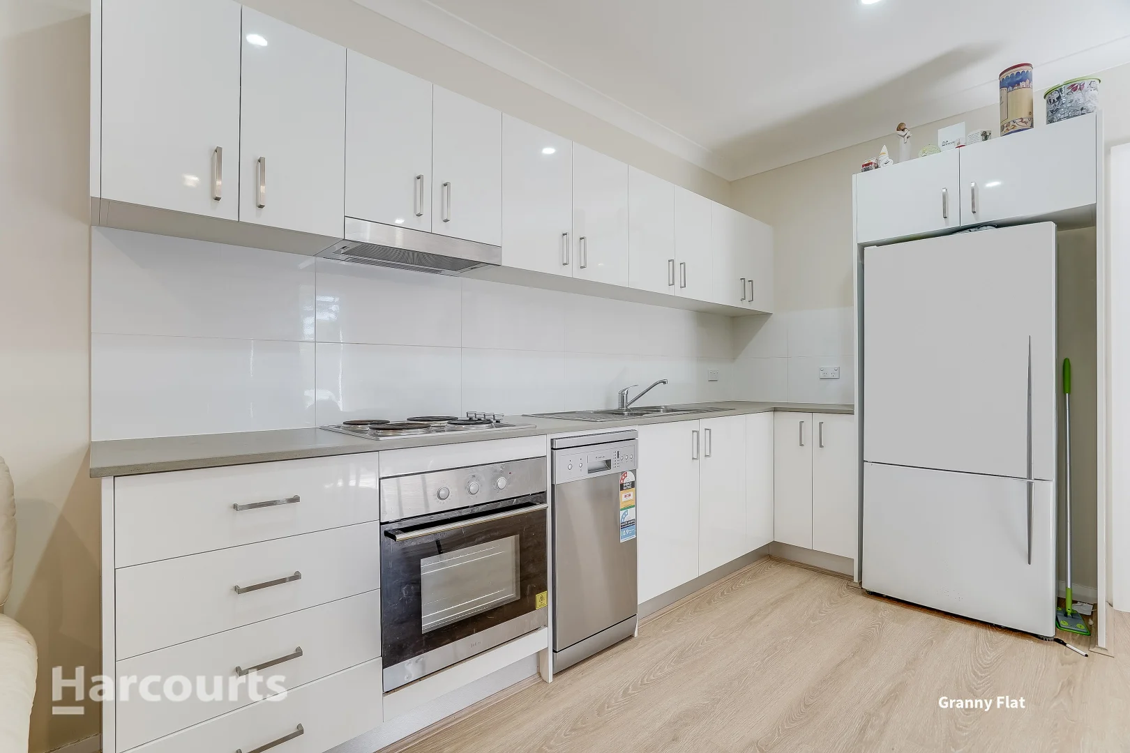 Additional image 12 of 20 & 20a Semillon Crescent, Eschol Park NSW 2558