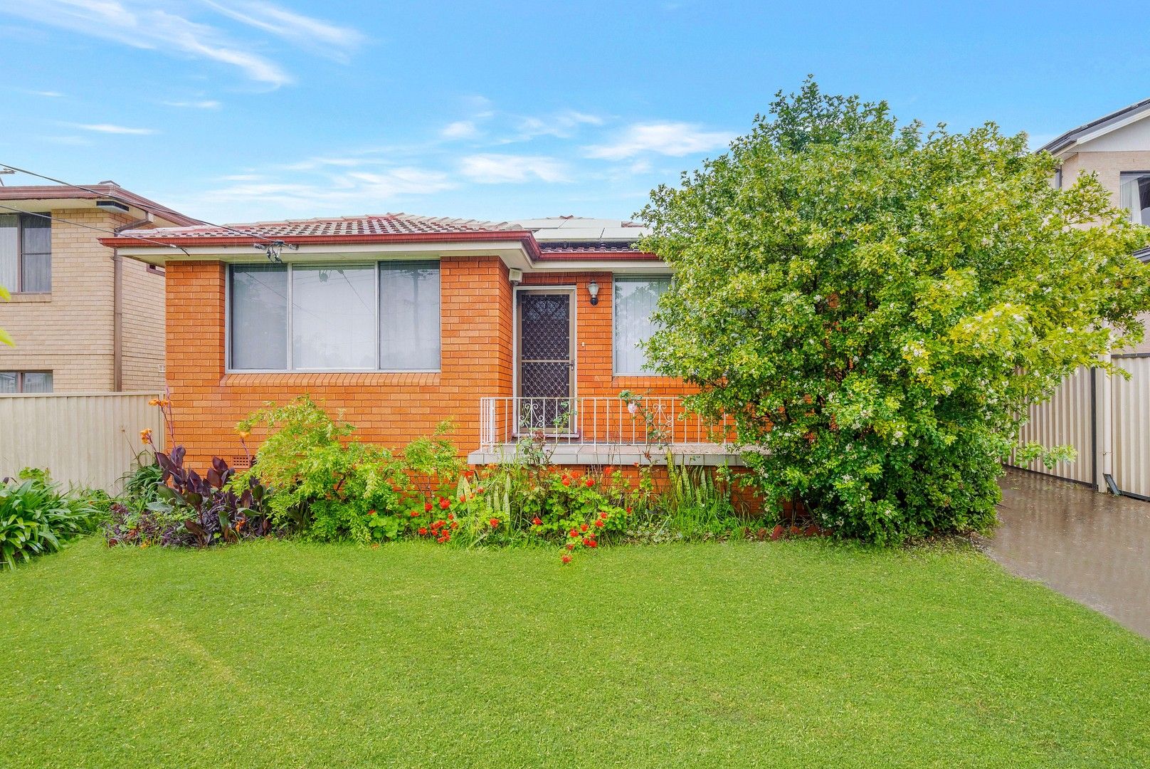 4 bedrooms House in 17 Gipps Street SMITHFIELD NSW, 2164