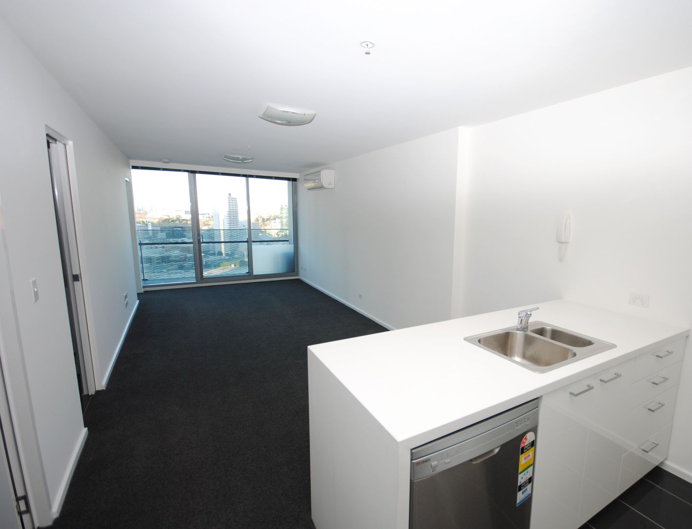 REF 111502/241 City Road, Southbank VIC 3006, Image 1