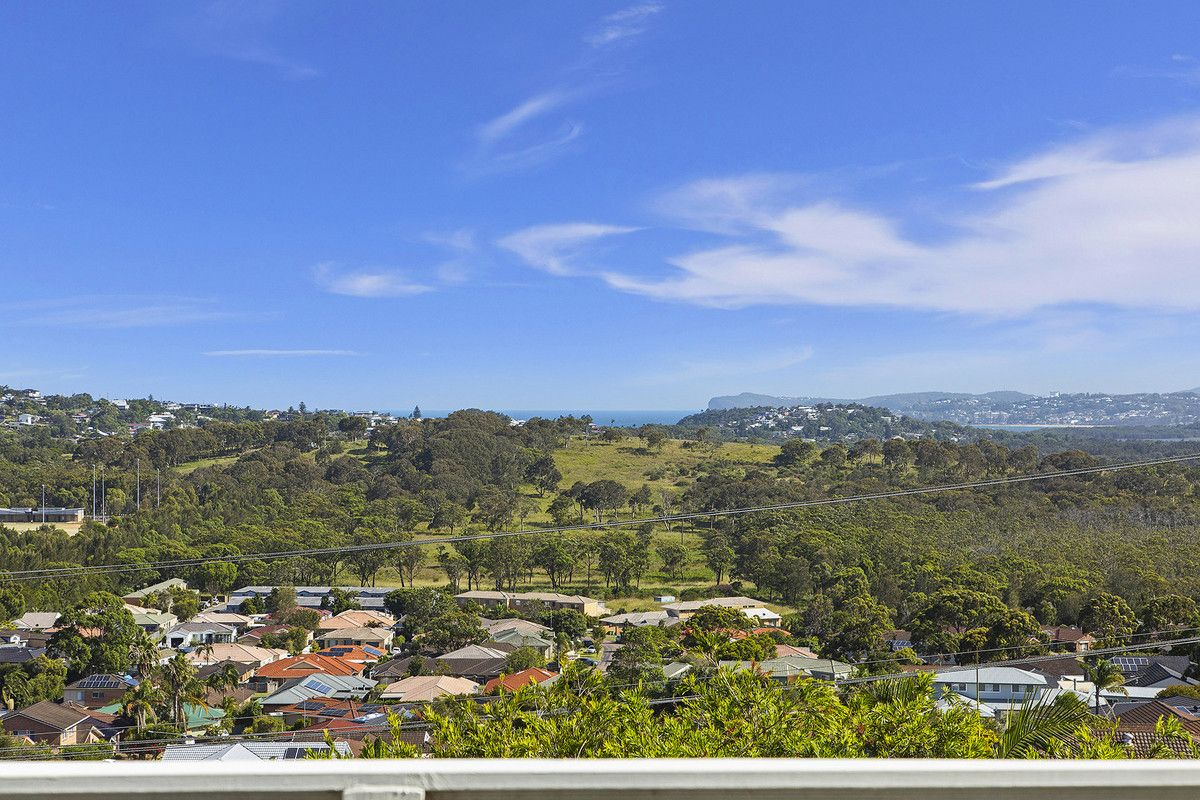 3 bedrooms House in 4 Valley View Road BATEAU BAY NSW, 2261