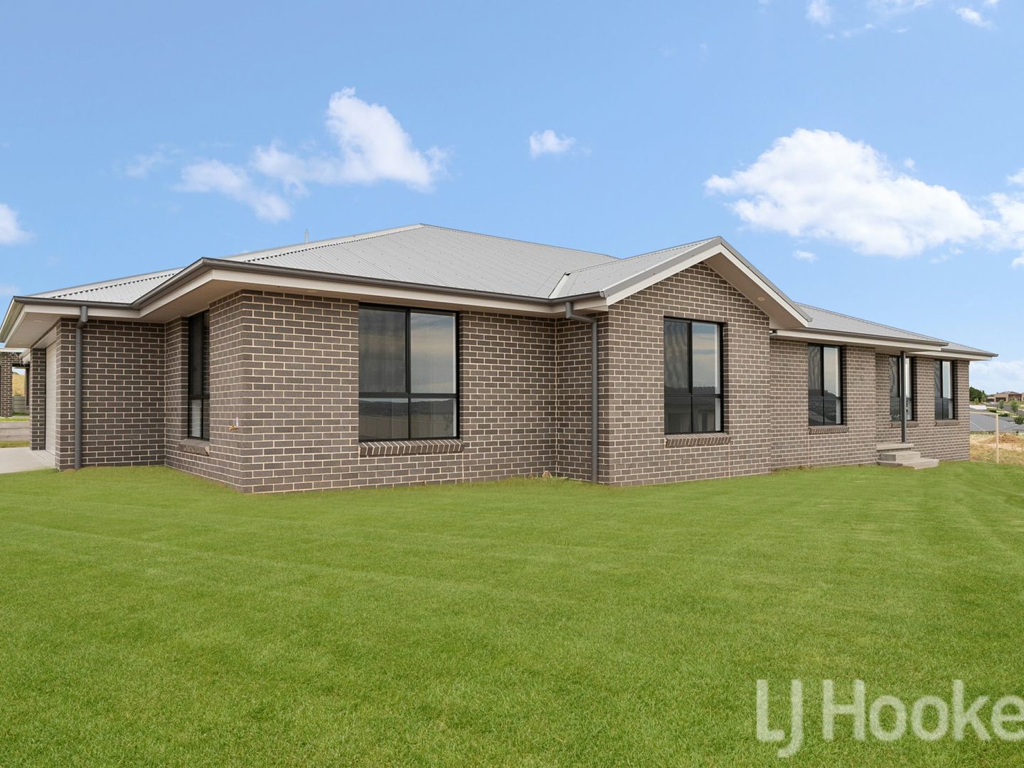 10 Bradbury Drive, Kelso NSW 2795, Image 2