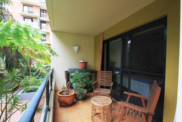 1 bedrooms Apartment / Unit / Flat in C311/6-8 Crescent Street REDFERN NSW, 2016