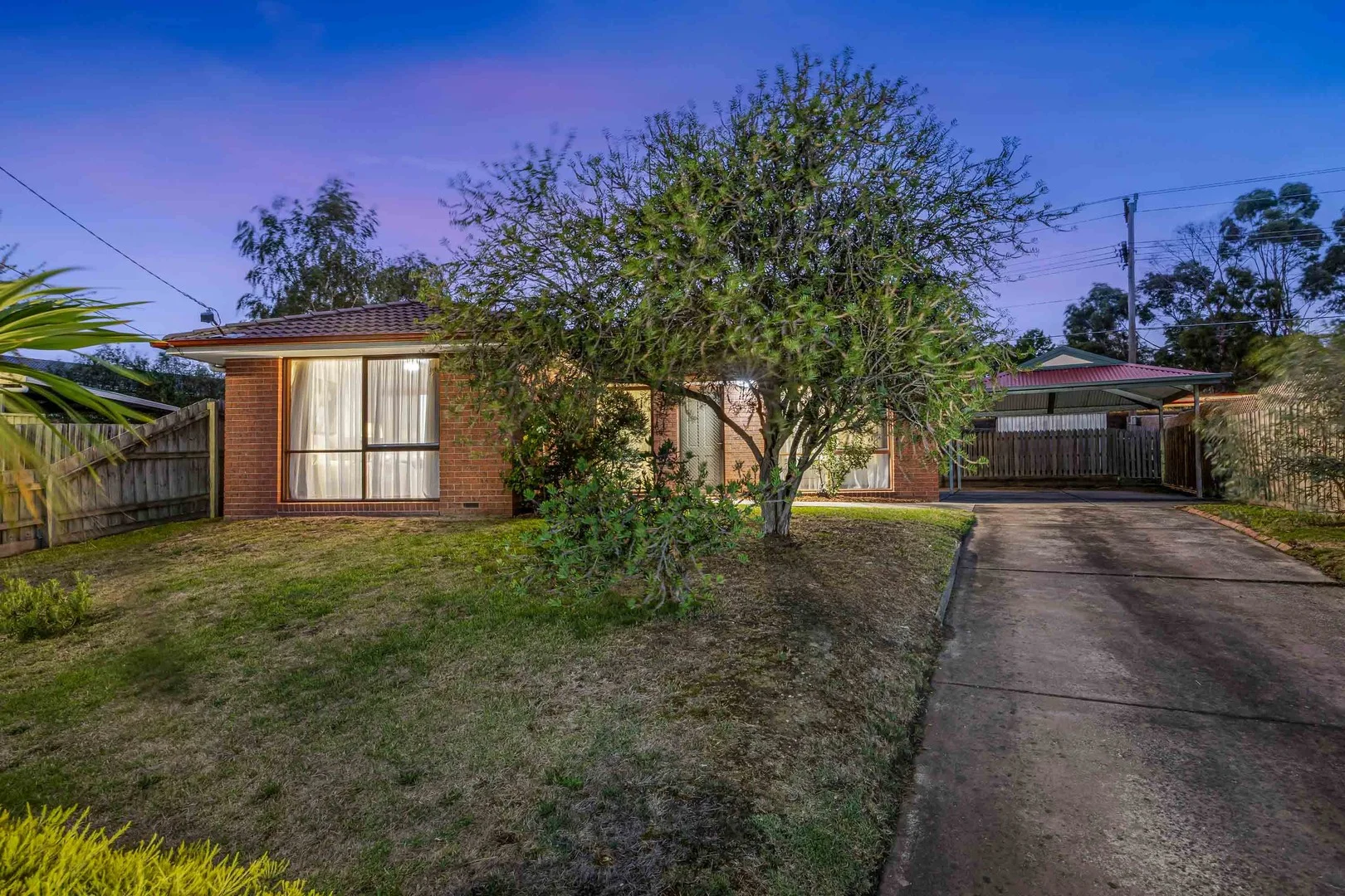 20 Melvyn Crescent, Mount Clear VIC 3350