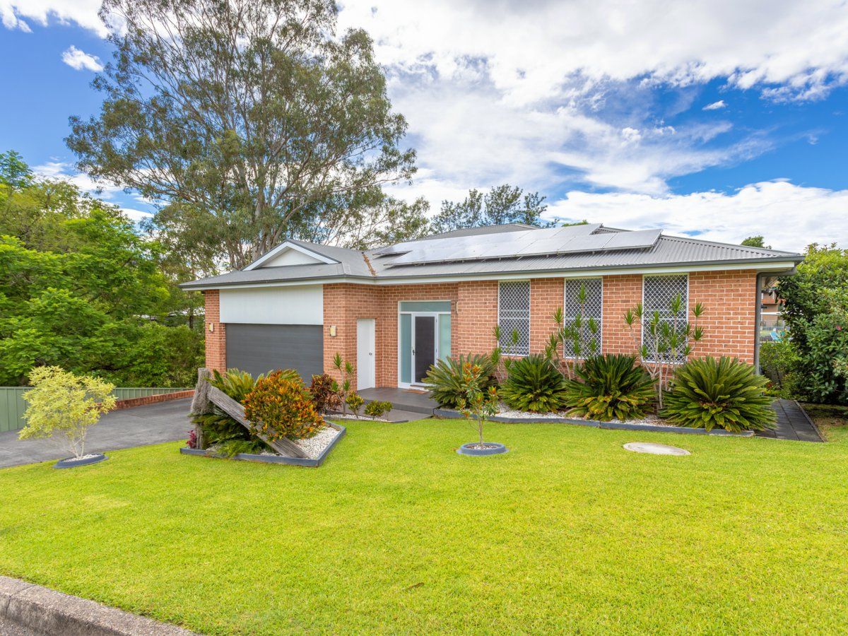 4 bedrooms House in 6 Railton Avenue TAREE NSW, 2430