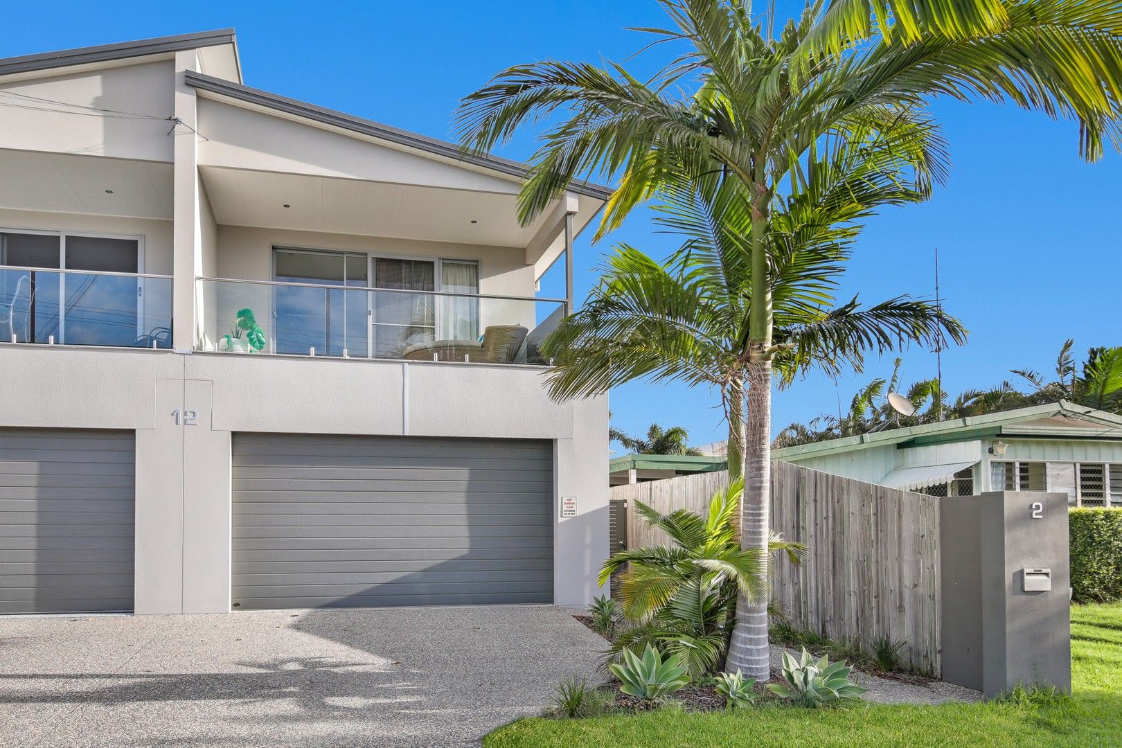 2/12 Teal Avenue, Paradise Point QLD 4216, Image 0