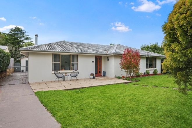 Picture of 19 Caalong Street, ROBERTSON NSW 2577