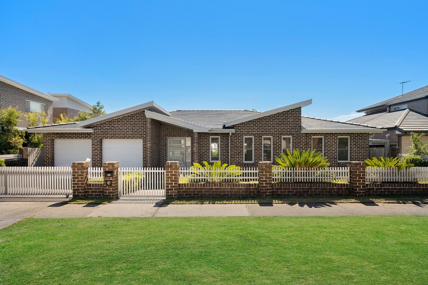 5 bedrooms House in 26 Ridge Street MERRYLANDS NSW, 2160