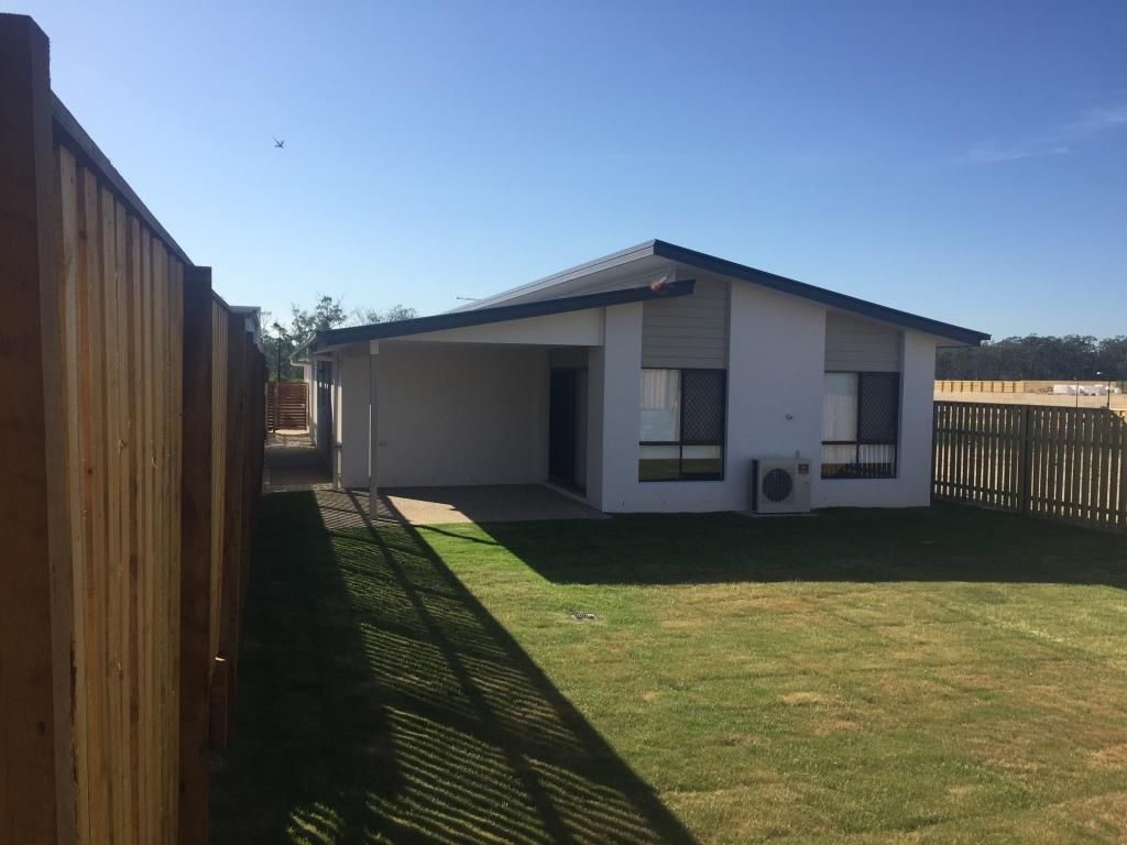 18 Bottle Brush Circuit, Coomera Property History & Address Research