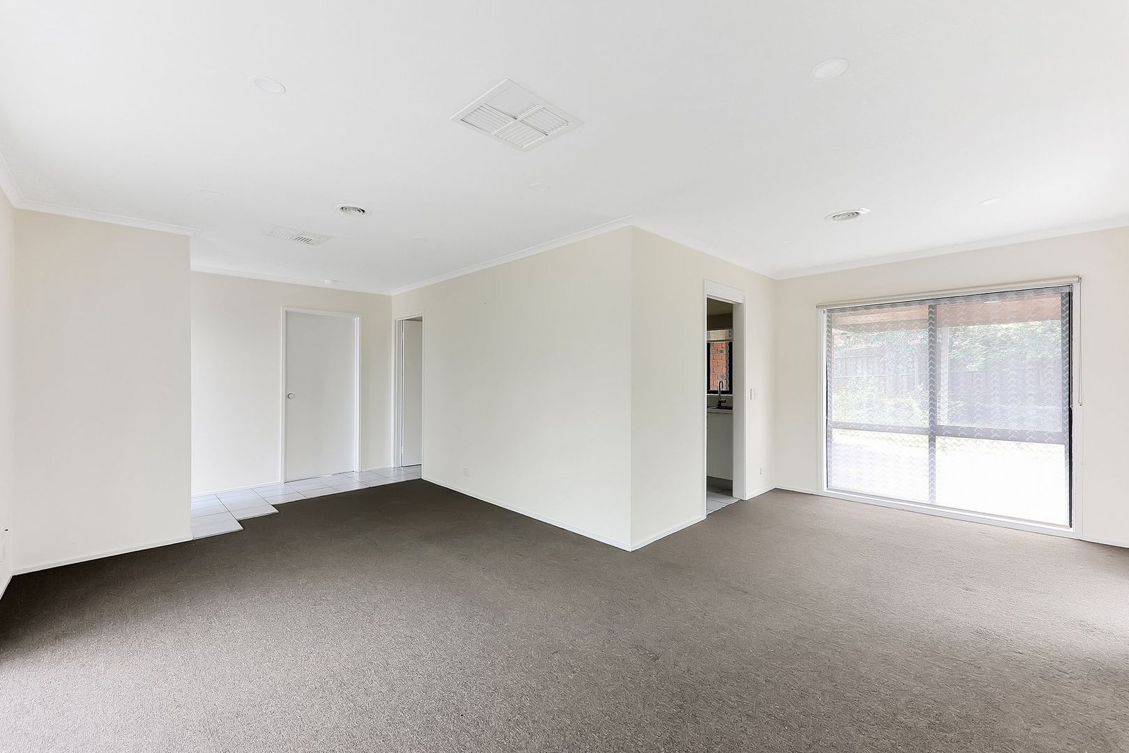 121 Lightwood Crescent, Meadow Heights VIC 3048, Image 2