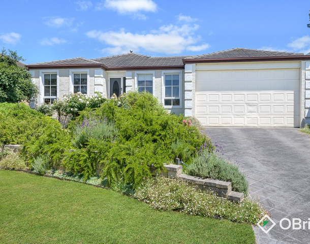 2 Buckingham Place, Frankston South VIC 3199