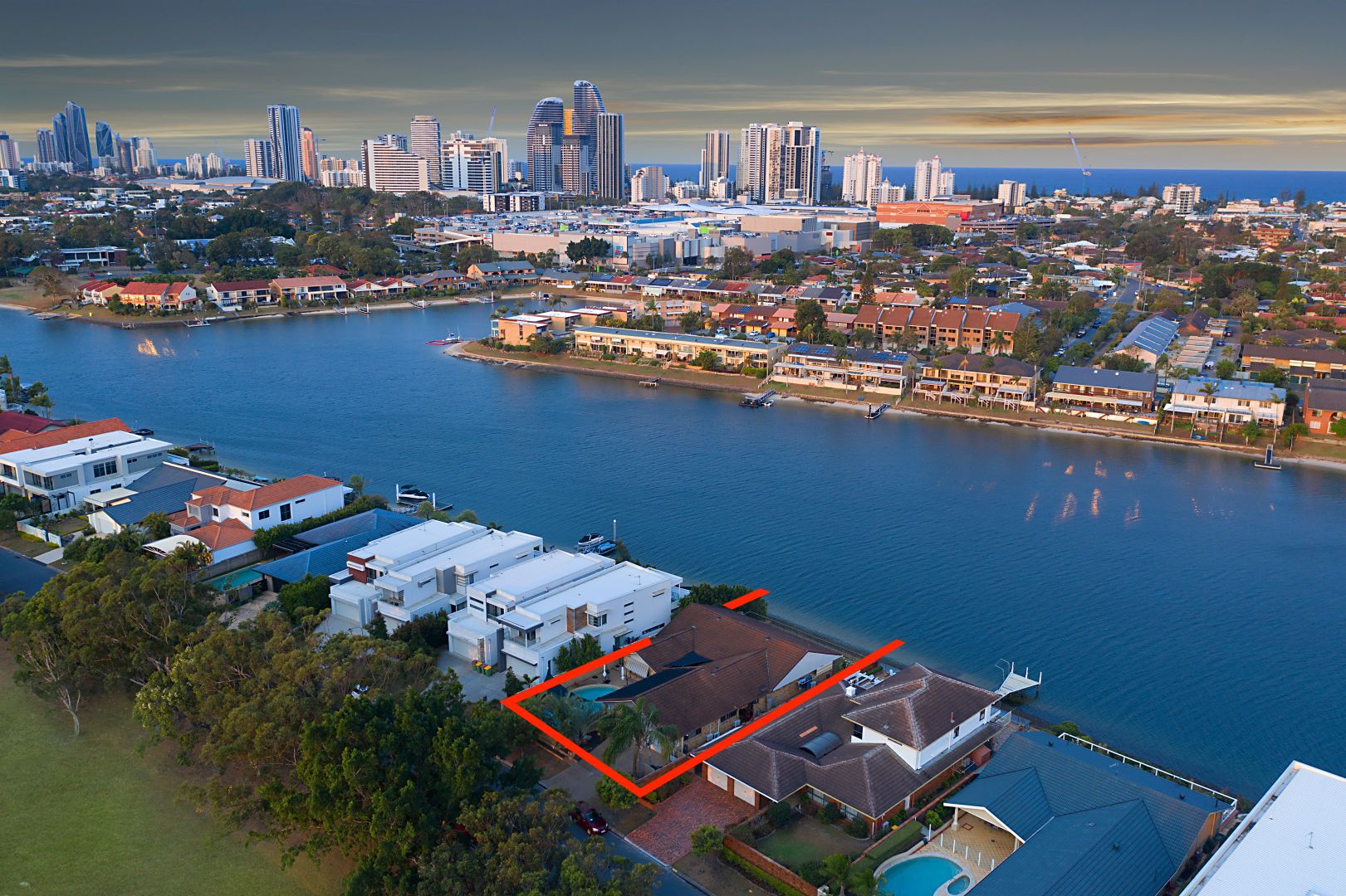 46 Sailaway Street, Mermaid Waters Property History & Address