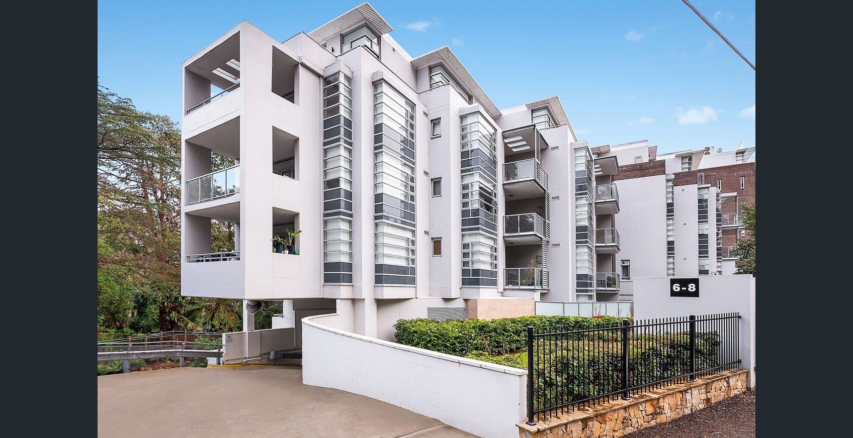 2 bedrooms Apartment / Unit / Flat in 21/8 Drovers Way LINDFIELD NSW, 2070