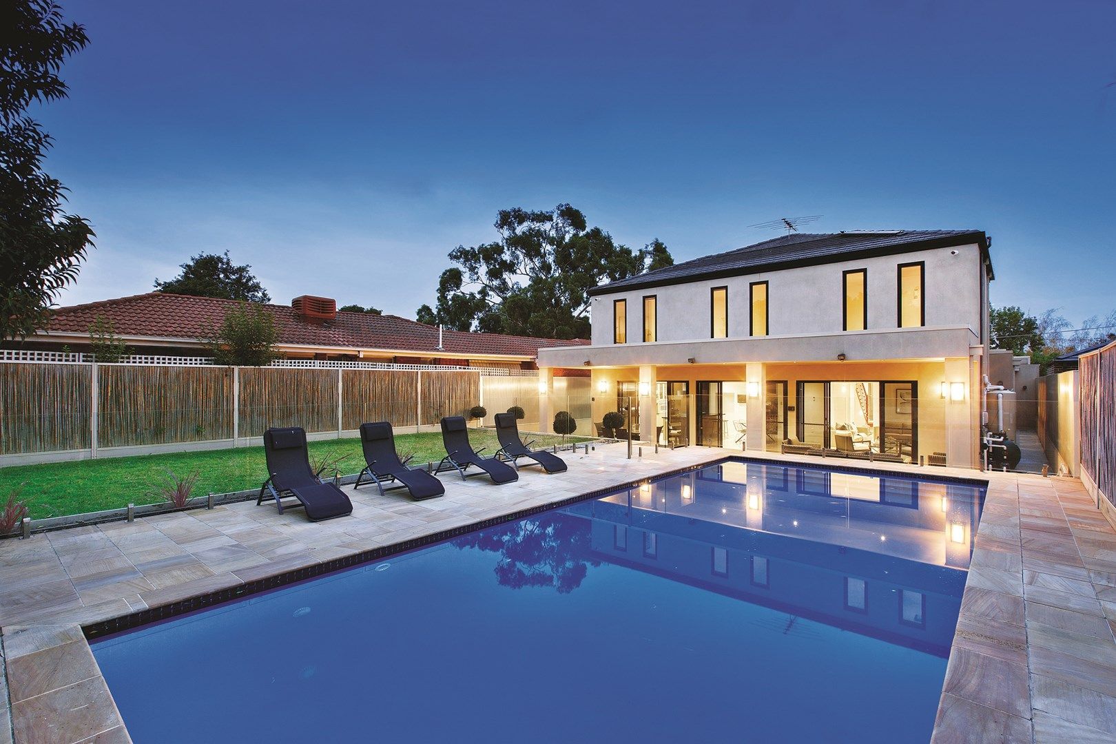 5 bedrooms House in 11 Belgrove Avenue BALWYN VIC, 3103