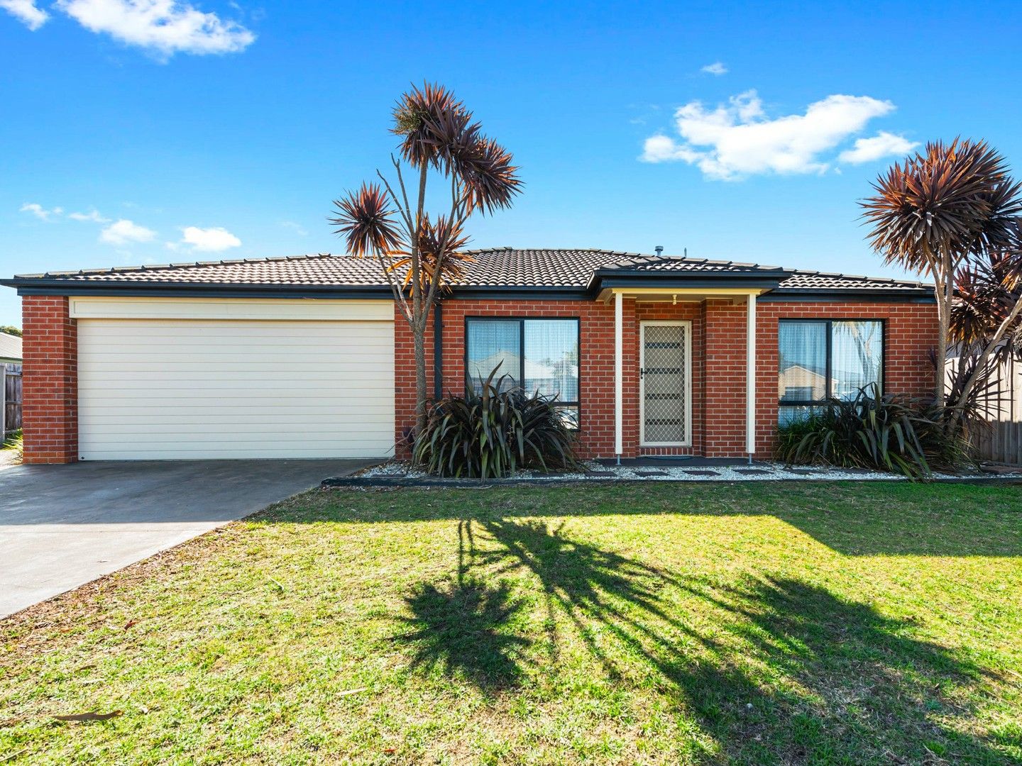 1/9 Selwyn Court, Eastwood VIC 3875, Image 0