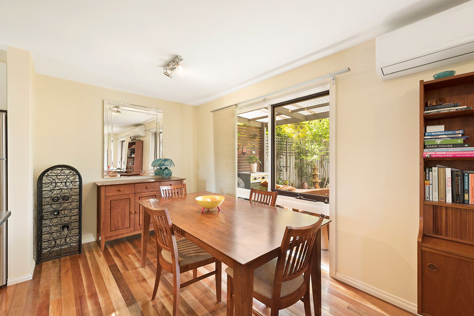 7/30 Thomas Street, Doncaster East VIC 3109, Image 2