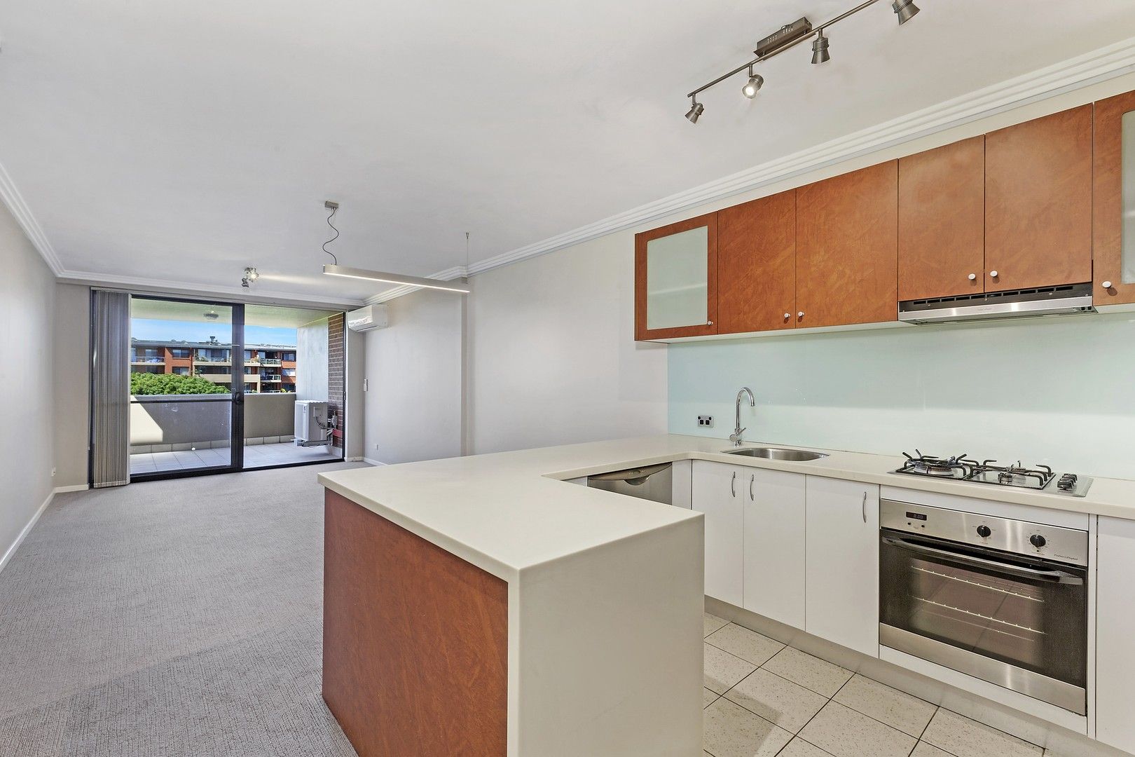 1 bedrooms Apartment / Unit / Flat in 16511/177-219 Mitchell Road ERSKINEVILLE NSW, 2043