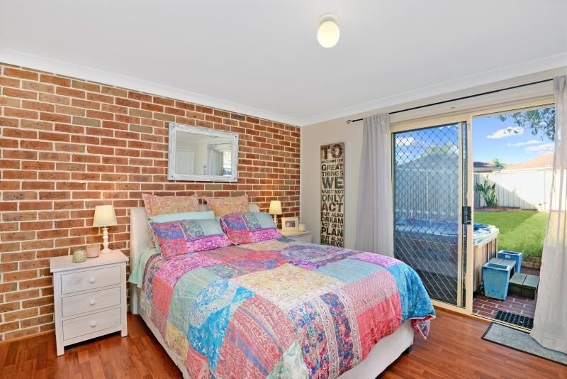 13 Cusack Close, St Helens Park NSW 2560, Image 2