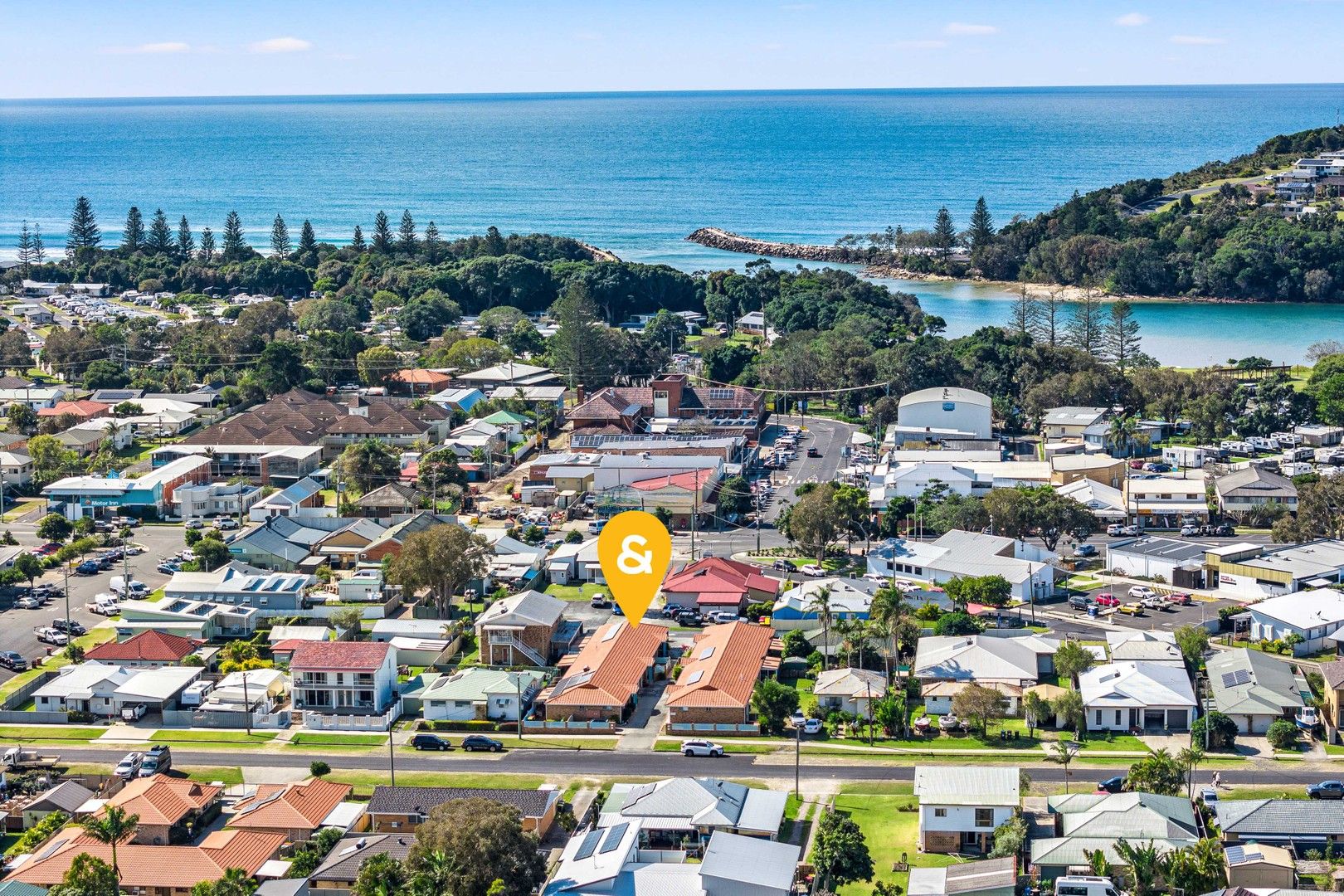 3 bedrooms House in 1/12 Cypress Street EVANS HEAD NSW, 2473