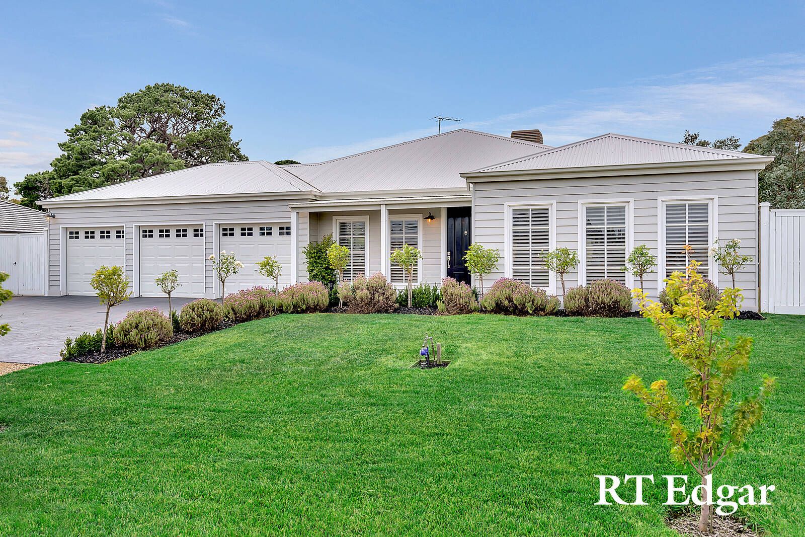 61 Rangeview Drive, Riddells Creek VIC 3431, Image 0