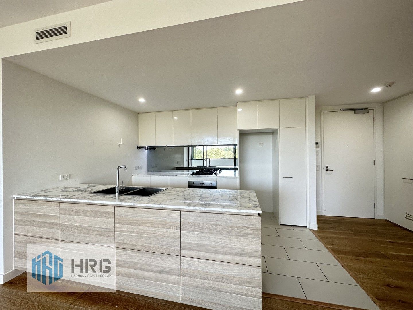 3 bedrooms Apartment / Unit / Flat in 5x1/13 Waterview Drive LANE COVE NSW, 2066