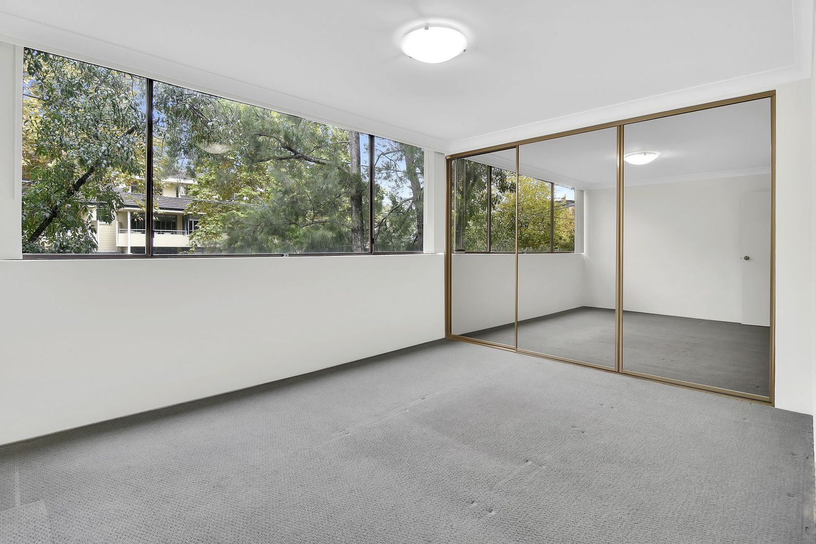10/4 Amherst Street, Cammeray NSW 2062, Image 2