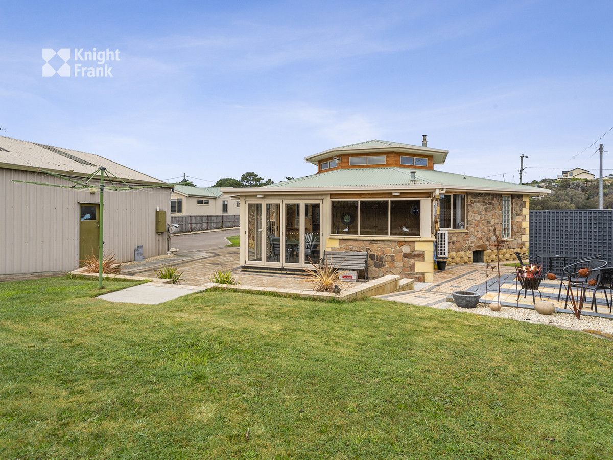 14 Esplanade, Swansea TAS 7190 Domain