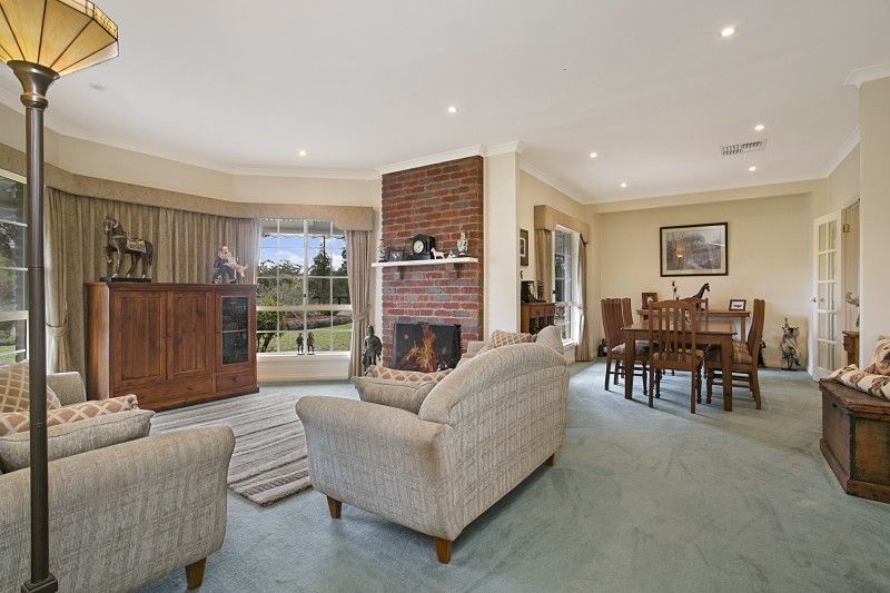 9 Lewis Road, Heathcote VIC 3523, Image 2