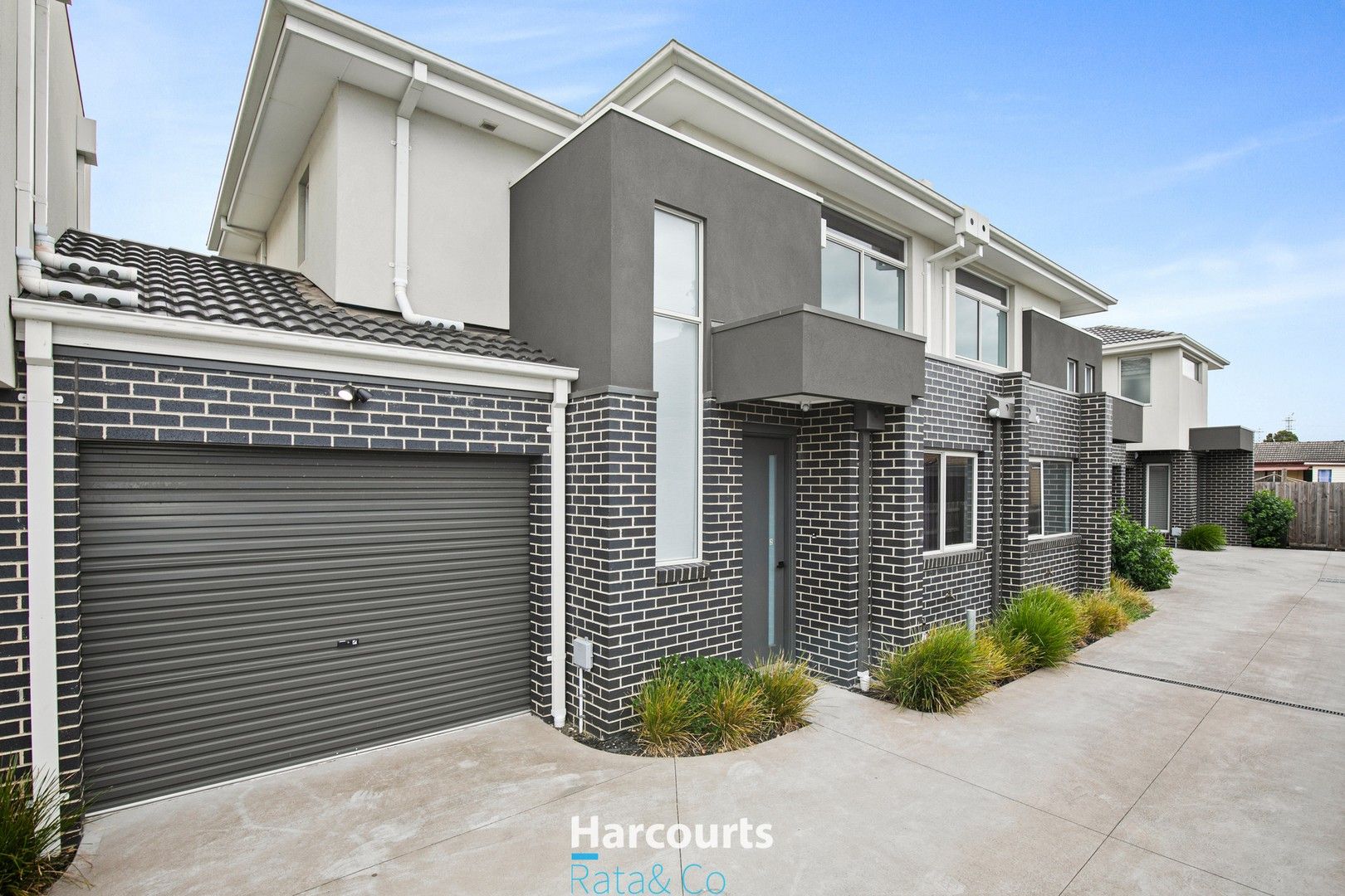 2 bedrooms Townhouse in 2/10 Marcia Street THOMASTOWN VIC, 3074