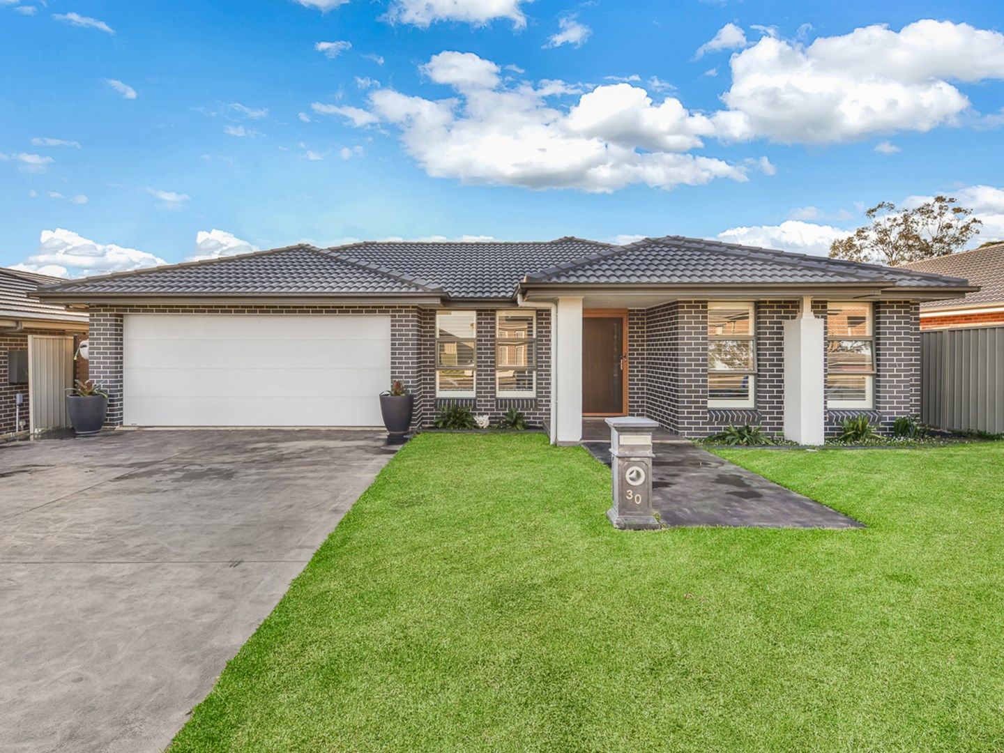 30 Jubilee Cct, Rosemeadow NSW 2560, Image 0