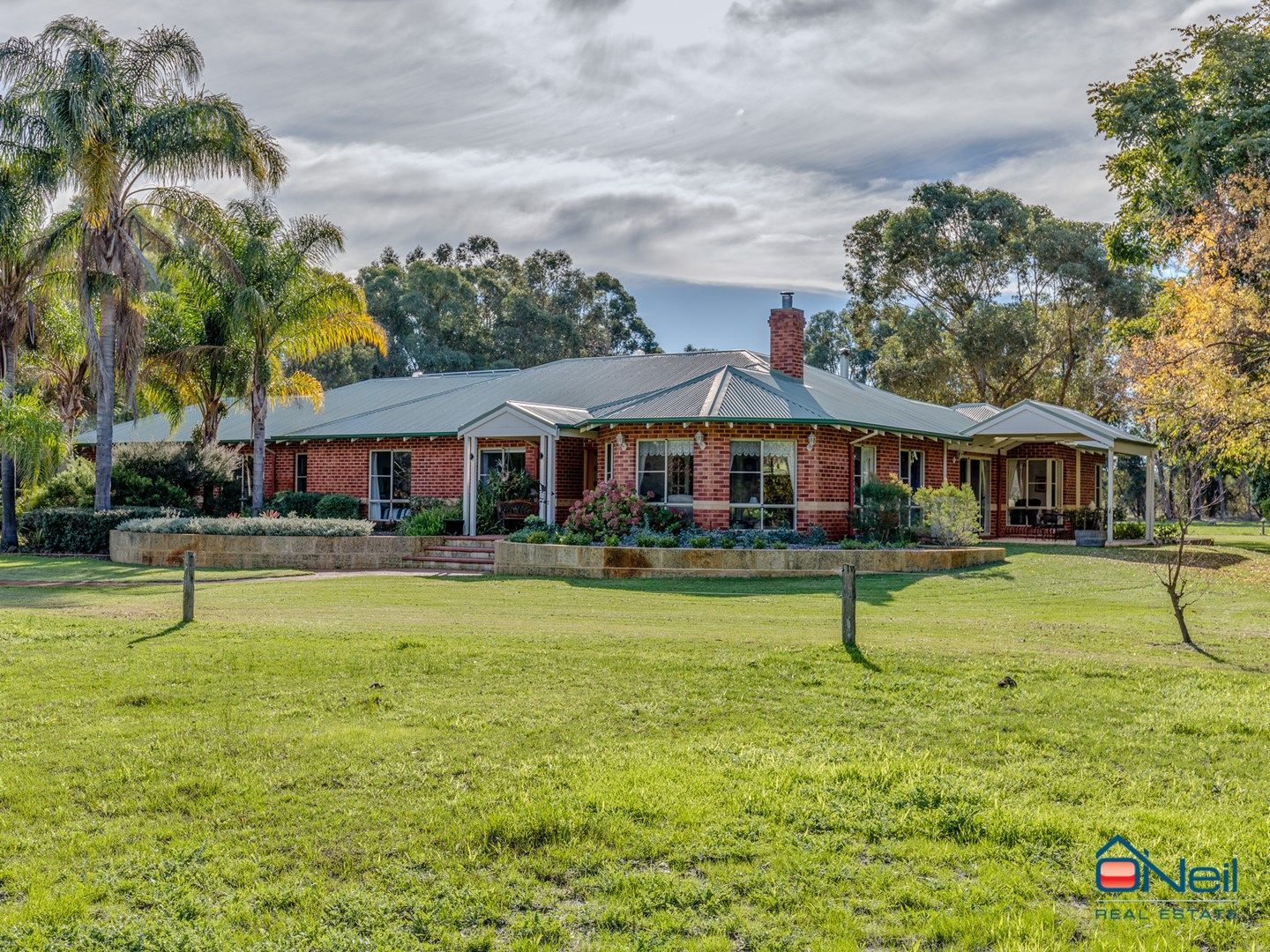 26 Stockmans Close, Oakford WA 6121, Image 0