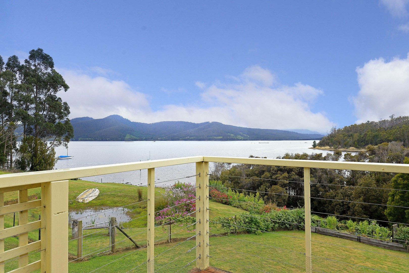 10 Smiths Road, SURGES BAY TAS 7116, Image 0