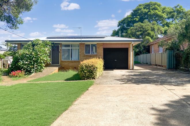 Picture of 28 Cathro Street, ROCKVILLE QLD 4350