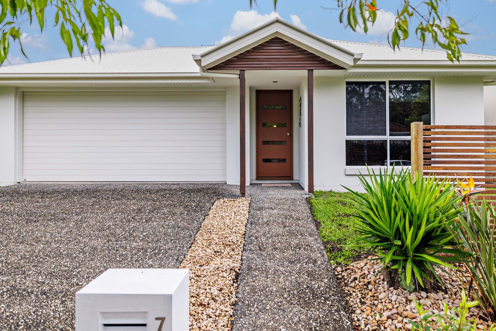 7 Forest Grove Crescent, Sippy Downs QLD 4556, Image 0