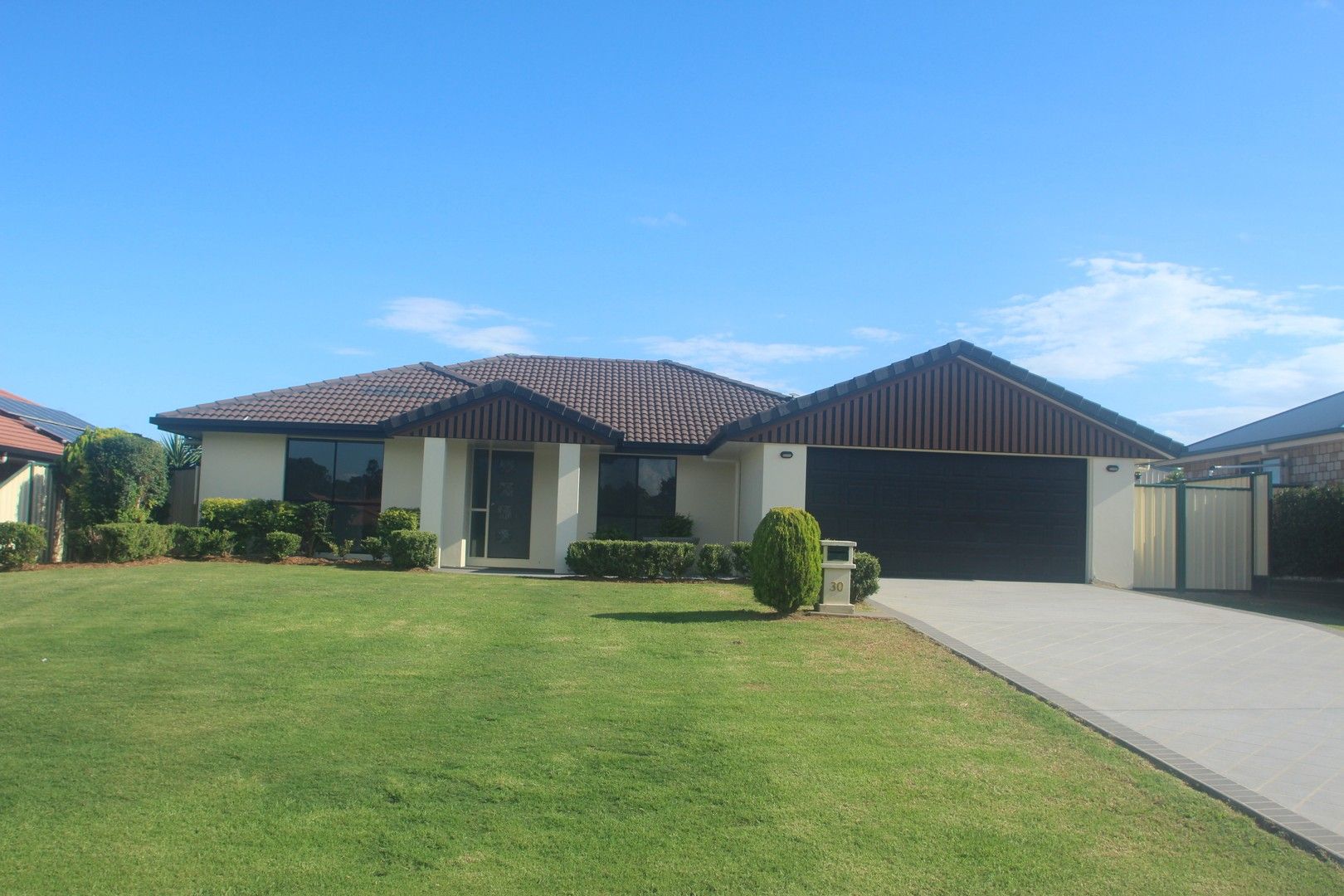 4 bedrooms House in 30 Baguley St WARWICK QLD, 4370