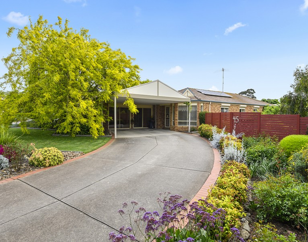 45 Malinda Crescent, Bell Park VIC 3215