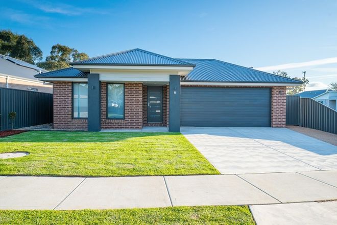 Picture of 9 Cade Court, JINDERA NSW 2642