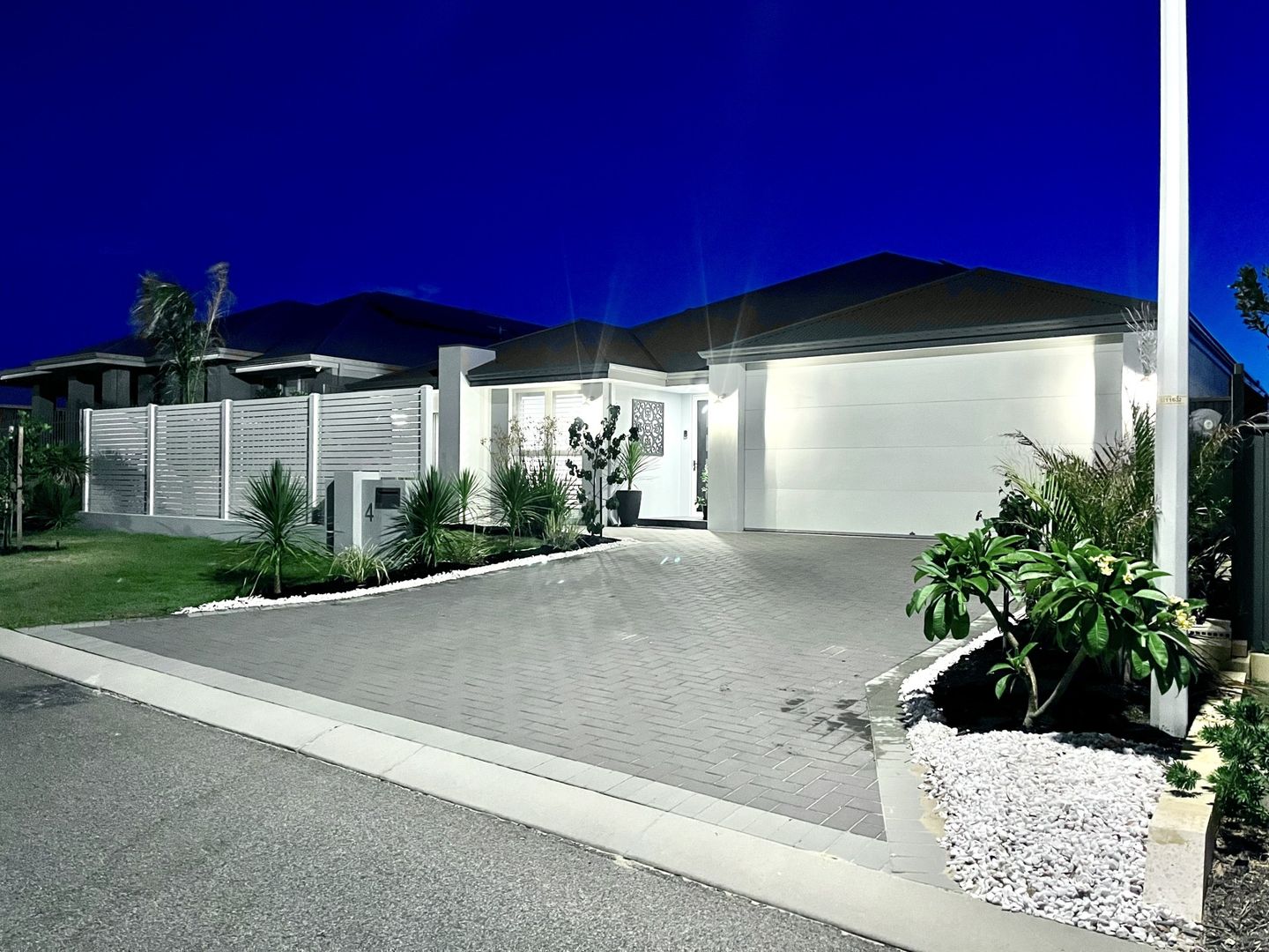 4 Macquarie Street, Jindalee WA 6036, Image 2