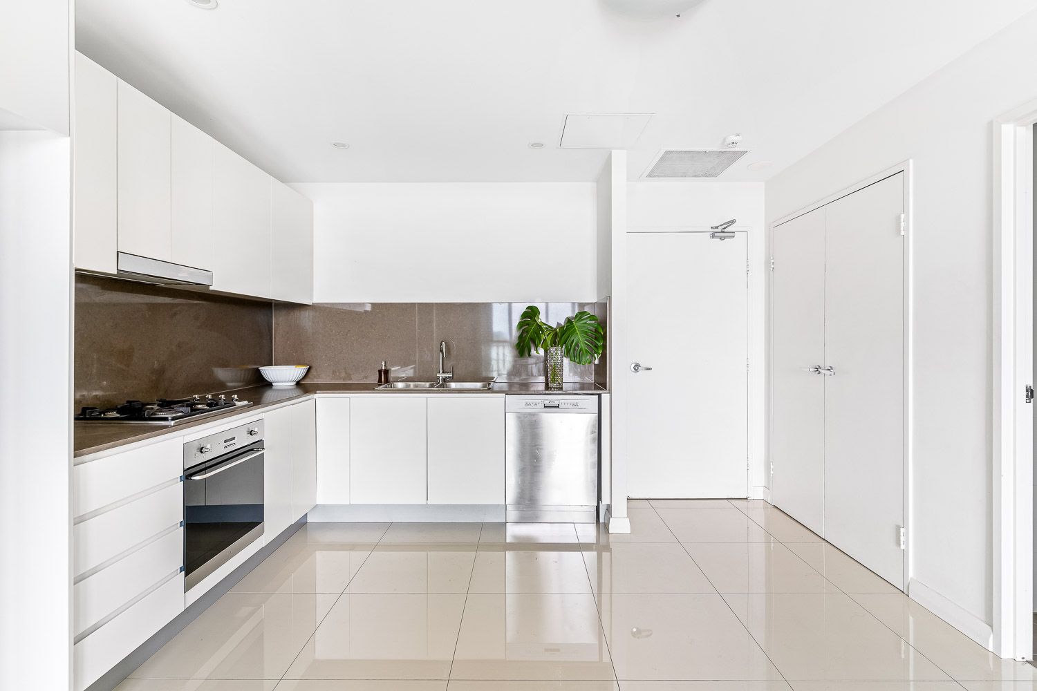 1 bedrooms Apartment / Unit / Flat in 703/314 Canterbury Road CANTERBURY NSW, 2193