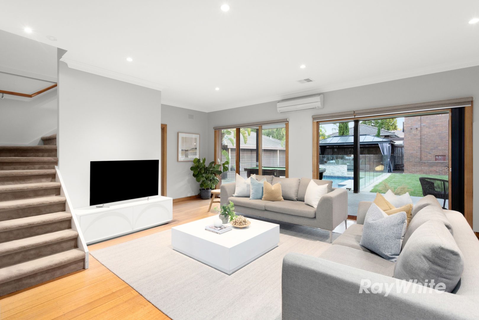 188 Weatherall Road, Cheltenham VIC 3192, Image 2