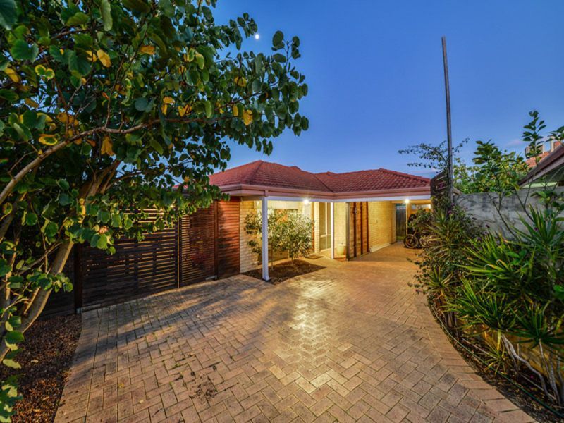 3 bedrooms House in 8B Bungaree Road WILSON WA, 6107