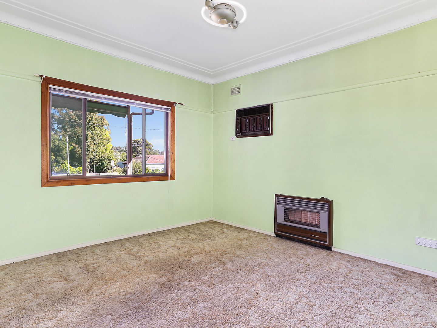 8 Mark Street, Merrylands NSW 2160, Image 2