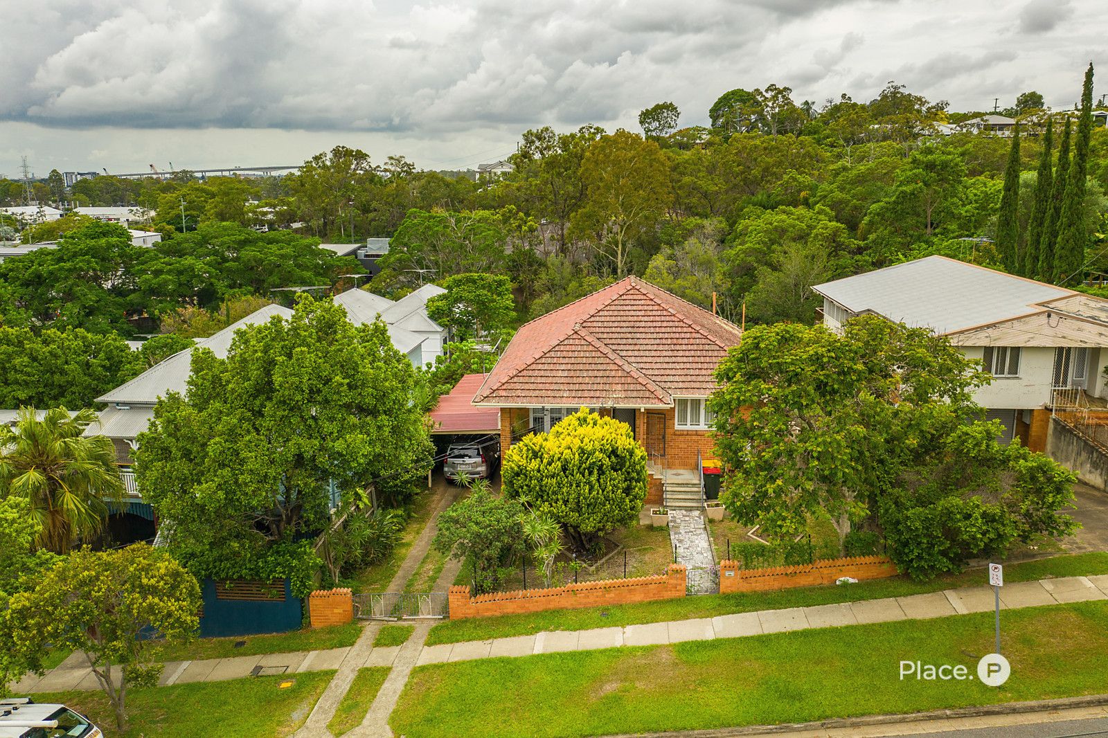 3 bedrooms House in 13 Thorpe Street BALMORAL QLD, 4171