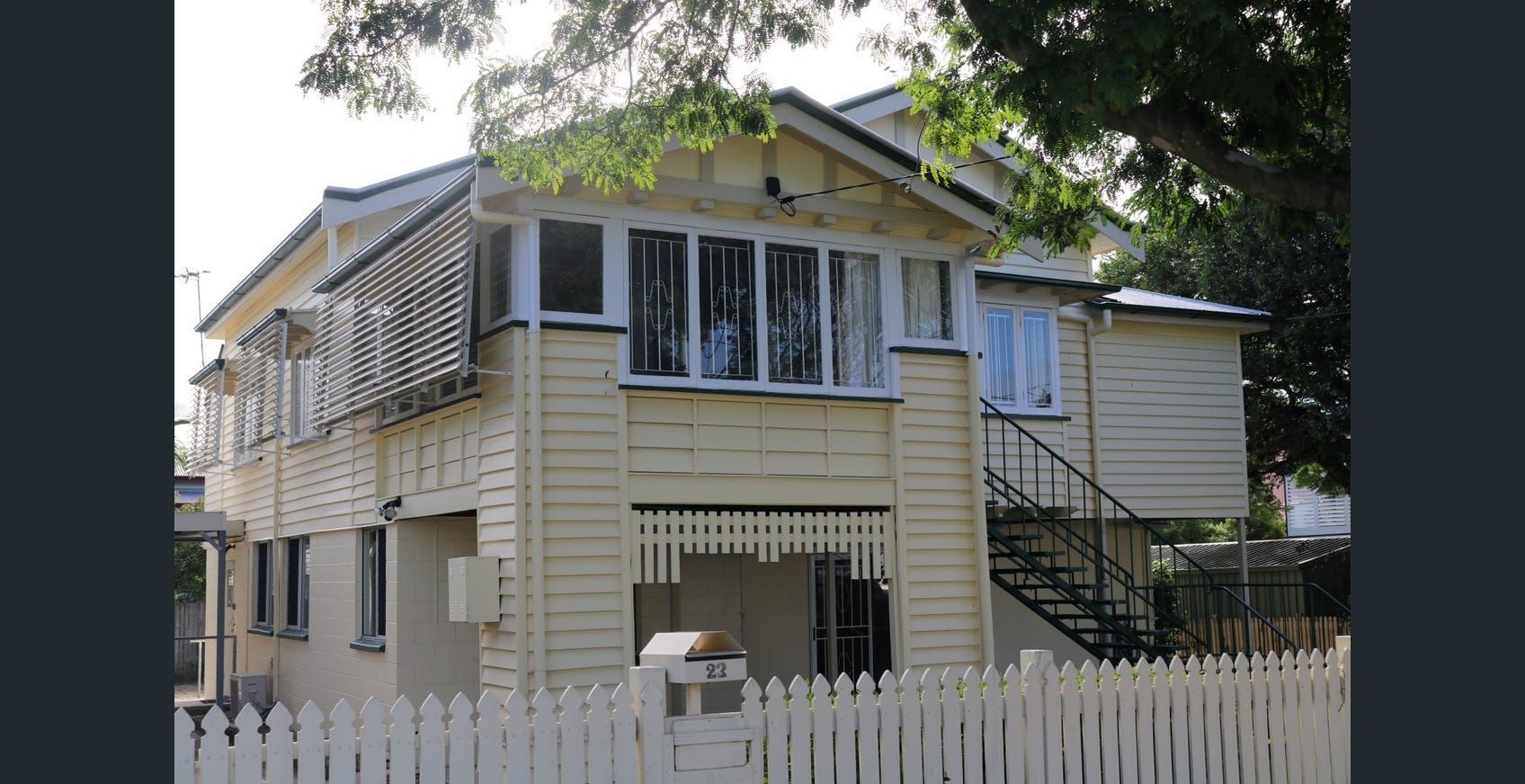 5 bedrooms House in 23 Randolph Street GRACEVILLE QLD, 4075