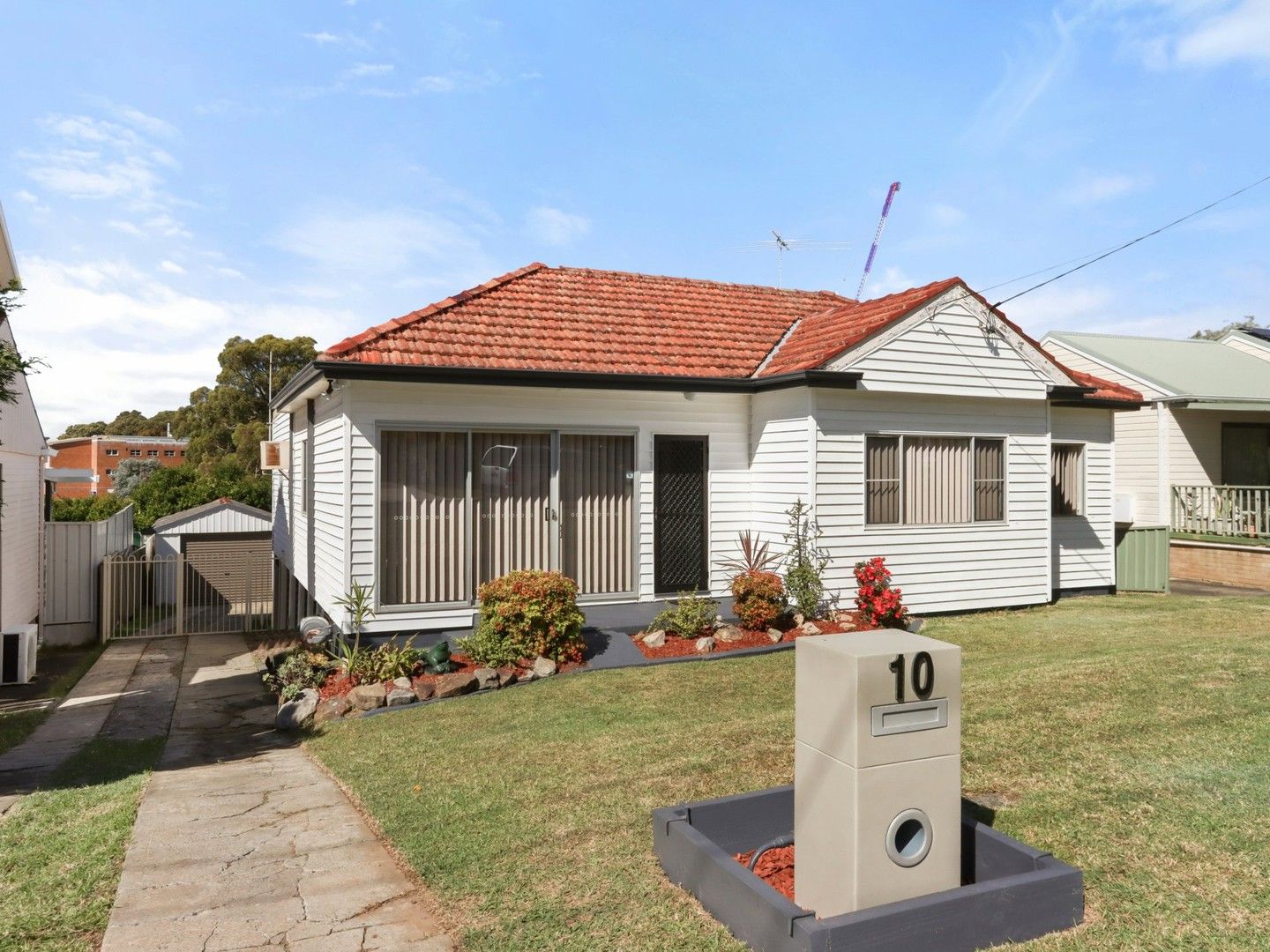 10 Omaru Avenue, Miranda NSW 2228, Image 0