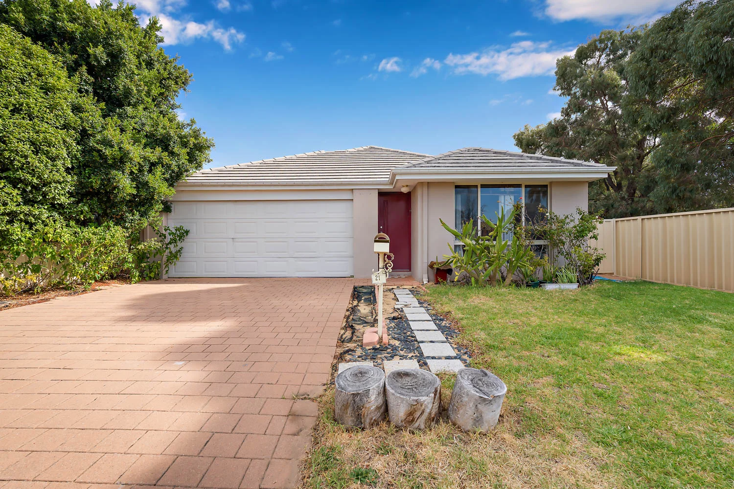 Additional image 2 of 21 Silverhill Loop, Seville Grove WA 6112