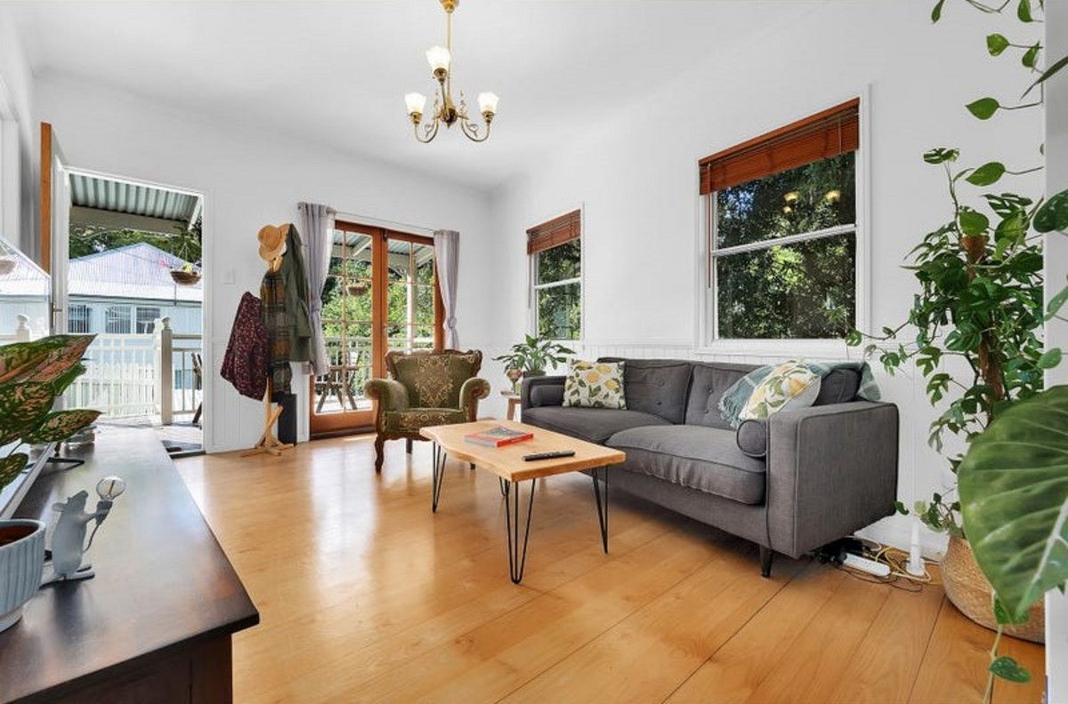 2 bedrooms House in 15A Winship Street RED HILL QLD, 4059