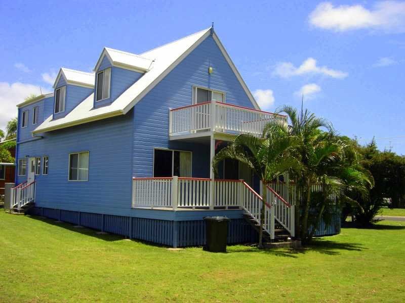 32 Grahame Colyer Drive, Agnes Water Property History & Address Research Domain