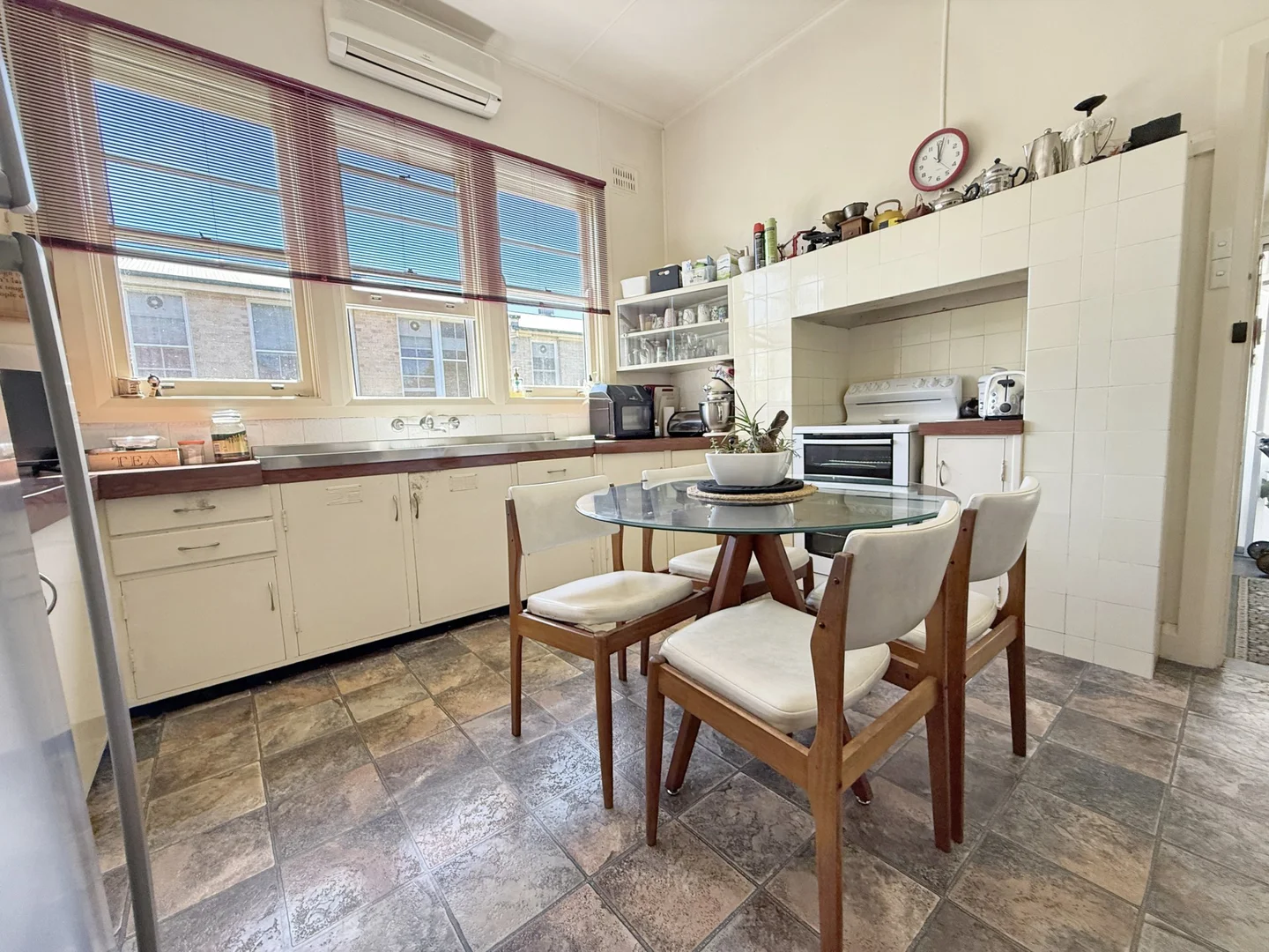 Additional image 5 of 24 McLerie Street, Young NSW 2594