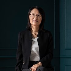 Mandy Zhu, Sales representative